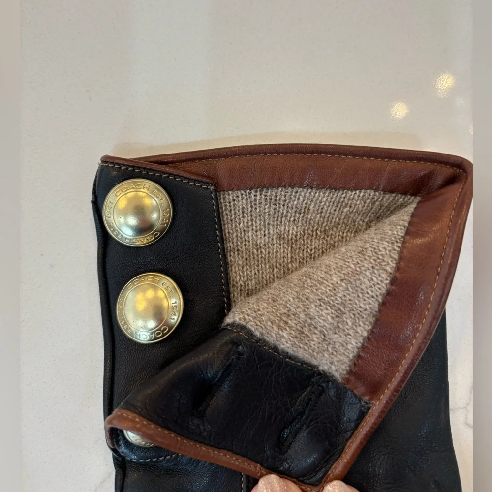 Coach leather/cashmere lined gloves size 7.5 - Picture 2 of 6